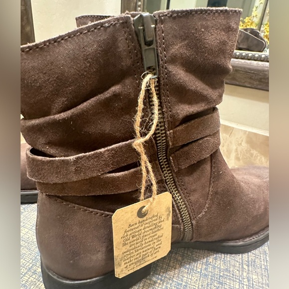 BORN NIB Brown KENYA Boots Leather Dark Brown (Castagno) Size 9.5M Distressed - Picture 11 of 14